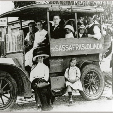Early motorised bus in the hills, c1913