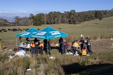 Planting day in Woori Yallock
