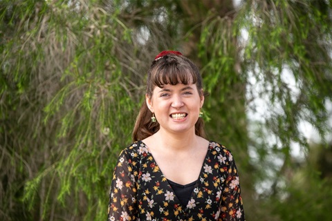 A picture of Lauren Galt-Smith outside