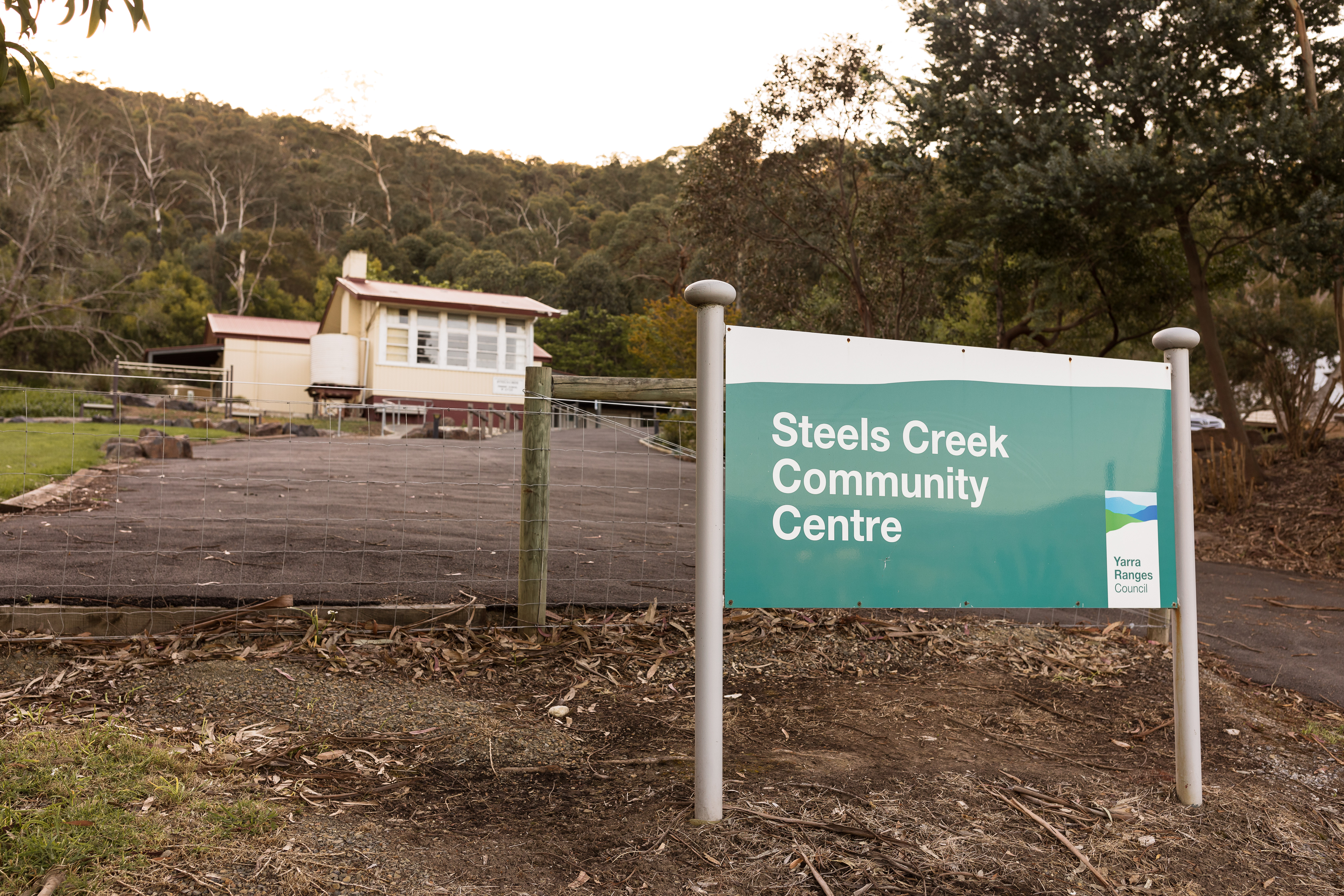 SteelsCreekCommunityCentre.jpg