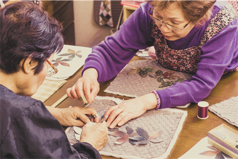 Senior_sewing.png